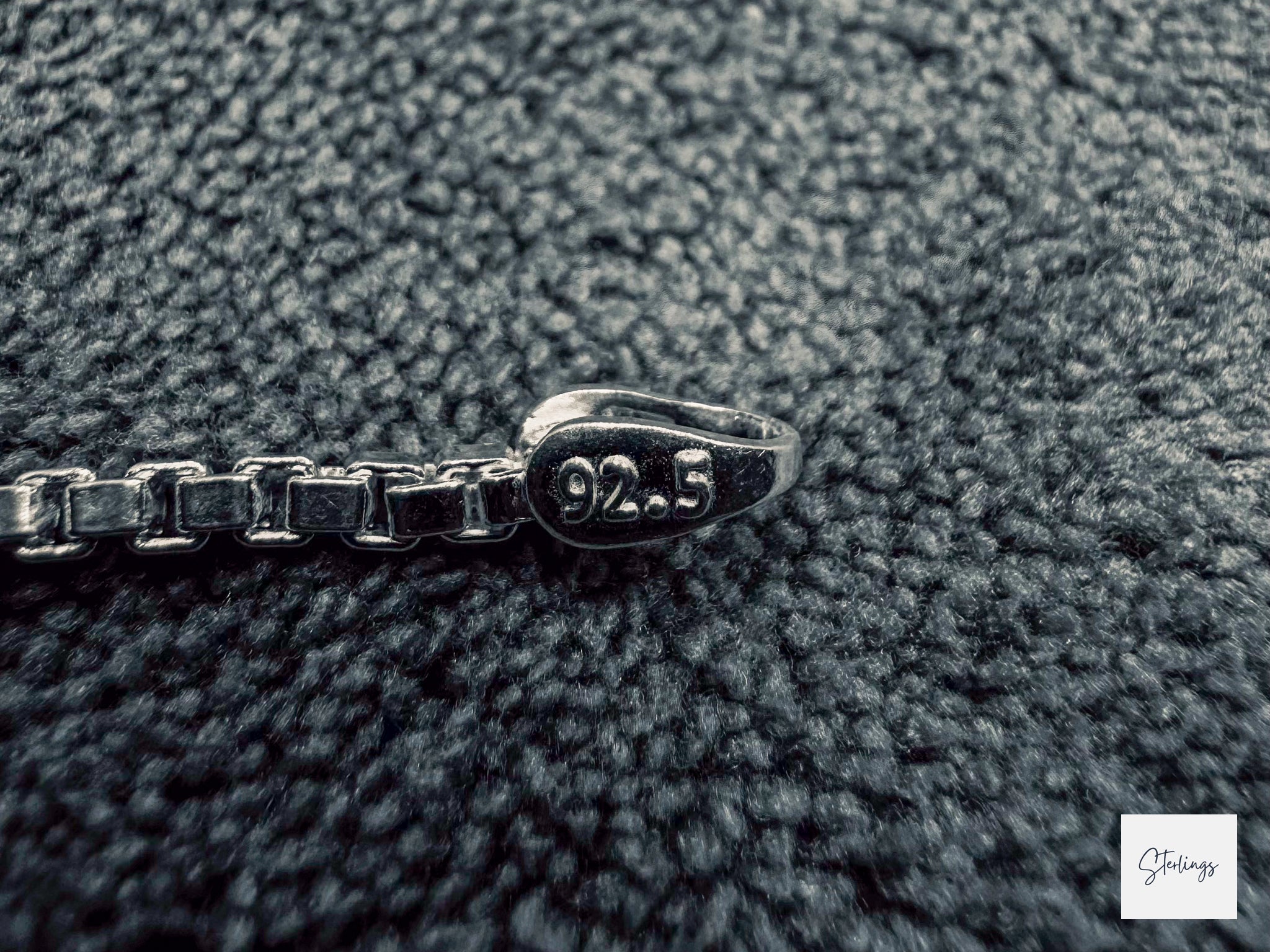 Minimalistt Italian Box Chain